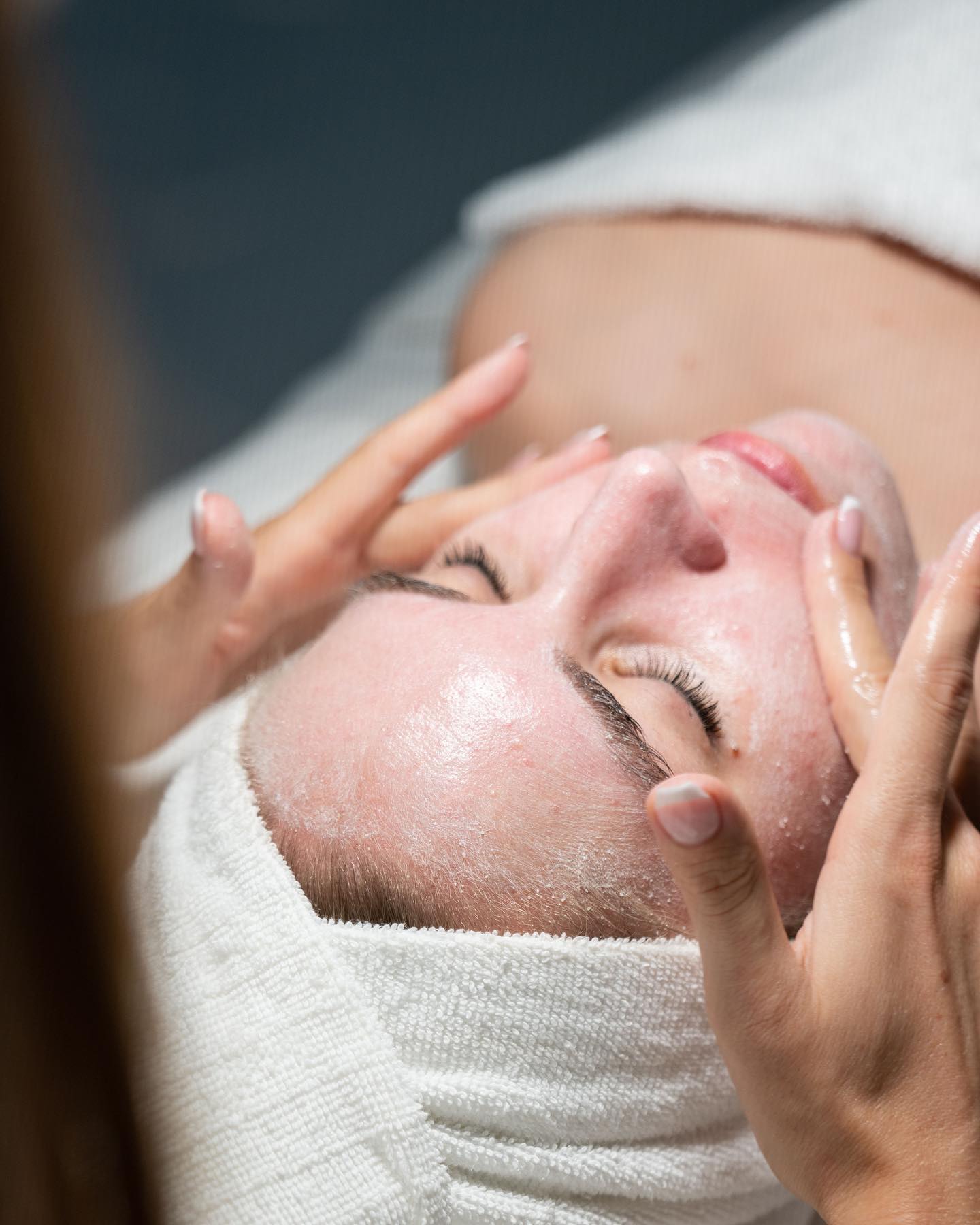 ?Ihr Premiumstandort für medizinische Kosmetik & Well-Aging in Hannover seit 2016
Terminvereinbarung
? 0162/ 1723052
? info@skinconcept-Hannover.de
? www.skinconcept-Hannover.de
#hydrafacialhannover #hydrafacial #hydrafacialmd #medizinischekosmetik #kosmetikhannover #hannover #isclinicalhannover #isclinicalgermany #hannover