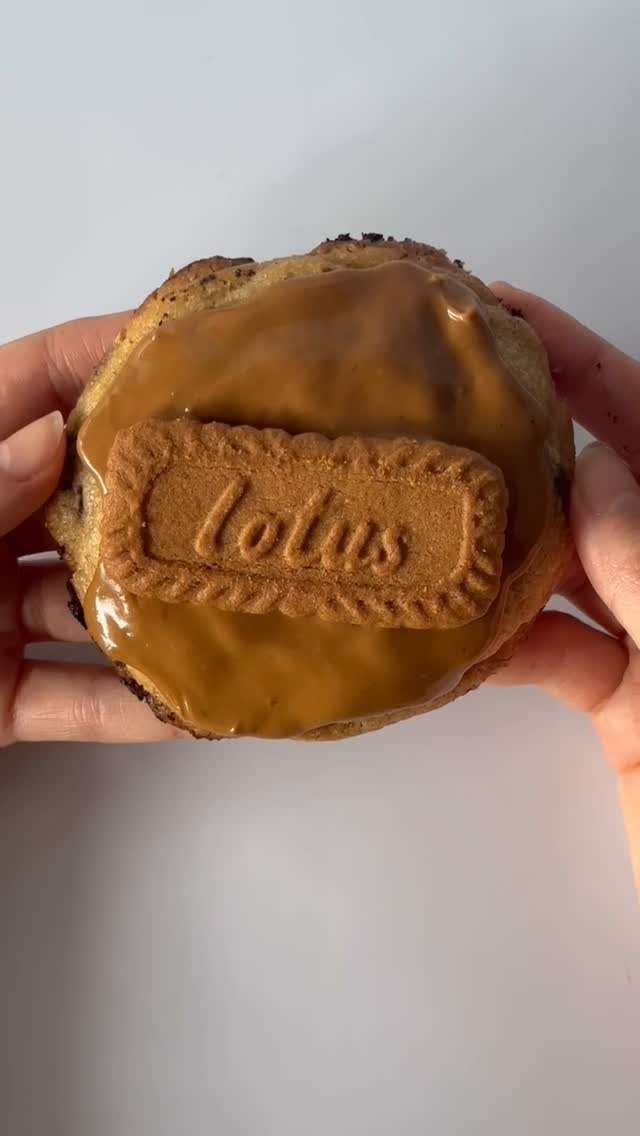 COOKIE LOTUS ?
Aún no has probado nuestras cookies? No se a que esperas?
#crumblcookies #cookies #cookie #lotus #biscoff #speculoos #nycookies #galletas #pasteleria #foodporn #gava #barcelona #baixllobregat #castelldefels #chocolate