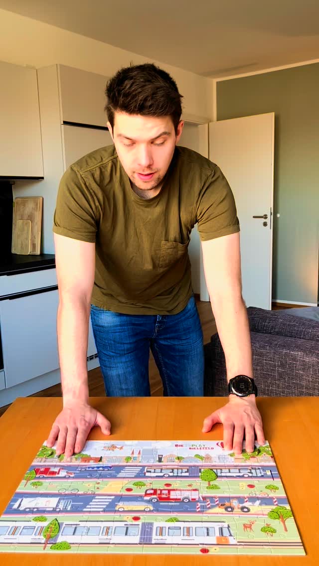 Wenn nur Puzzeln mal zu langweilig ist, hier die nächste Challenge ??
.
.
.
#bielefeldverkehrspuzzle #bielefeldpuzzle #puzzlebielefeld #bielefeldspielteppich #bietoplay #bielefeld #spielteppichbielefeld #bielefelderleben #bielefeldentdecken #liebefeld #meinbielefeld #bielefeldliebe #bielefeldjetzt #stadtbielefeld #bielefelder #leineweberstadt #altstadtbielefeld #altermarktbielefeld #bielefeldcity #daskommtausbielefeld #teutoburgerwald #meinteuto #sparrenburg #puzzle #feuerwehr #feuerwehrbielefeld #christoph13 #mobiel #stadtwerkebielefeld #visitbielefeld