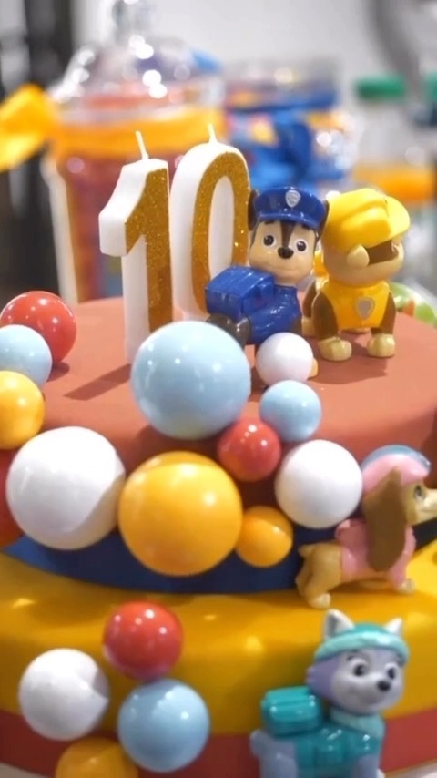 Quelle belle journée nous avons passé avec vous pour les #10ans de la @pawpatrol Merci à toutes et à tous, pour la joie des kids, la bonne humeur des parents et cette jolie fête ensemble ! @bonheurdemaman_ @croquedelouisetromy @hanna.heili @joyaoff @hapsatousy @lamaison_hapsatousy @hashtag_mum @jessie.trych.family @justine.bond @justinegirardot @lafamillearnd @leblogdeplok @ma_princesse_thais @mama.clyo @melimilo_activites @mum_of_zach_lyam @mumlifeandwine @mummyfast @notre_simple_vie_ @parisianmommy @plume2vie @famille.mw @solene_bonnet @timani_dreams @nadege100gene @isabelle_duvert @cecile_rcn @eloseb79