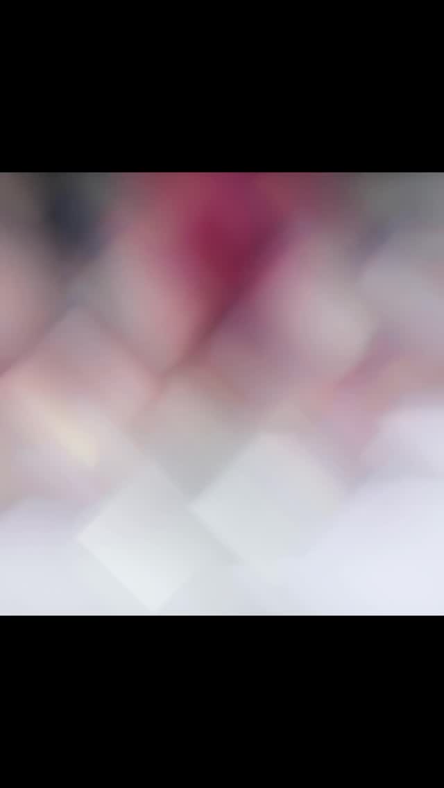 ✨ Neu in der Adventszeit ✨
Ab sofort bei uns im Sortiment:
Auricher Glühwein Rosé – fruchtig, festlich und perfekt für gemütliche Wintermomente! ??
Kommt gerne samstags und sonntags vorbei und probiert ihn direkt bei uns.
Und ja – wir haben auch sonntags geöffnet! ?❤️
#AuricherGlühwein #GlühweinRosé #Adventszeit #NeuImSortiment #WinterGenuss #SonntagsGeöffnet