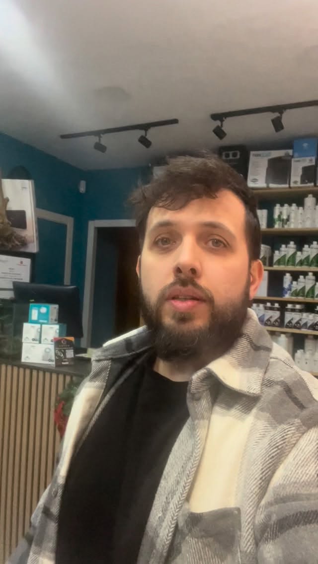 Feliz año nuevo 2026??
Muchas gracias por todo el apoyo que nos dais día tras día al elegirnos como vuestra tienda de confianza, tenemos que mejorar muchas cosas, y por ello en este 2026 trabajaremos muy duro para siempre ofreceros calidad en todos los sentidos.
#Aquasalvaje #TetraTucano #Acuariofilia #AcuariosPlantados #PecesTropicales #aquascaping #aquascape #madrid #alcorcon #aquarium #aquariumhobby #aquariumdesign #aquascaper