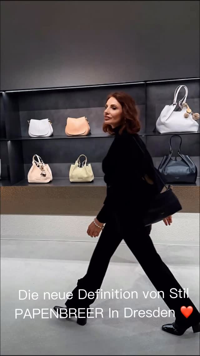 New Home of Luxury ❤️. Wo High-Fashion auf die Eleganz von Célia von Barchewitz trifft. Zwischen den Key-Looks von Balenciaga, YSL, Valentino uvm. feierte Papenbreer gestern ein Opening voller Inspirationen und Begegnungen. Ein riesiges Kompliment an das gesamte Team für diese Vision - es ist uns eine wahre Freude, Teil dieser neuen Ära in Dresden zu sein ?#perlenschmuck #Papenbreer #newindresden #voguevibes #luxuslifestyle