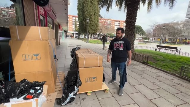 ?✨ ¡ENTRADA ESPECTACULAR EN AQUASALVAJE! ✨?
? Hoy han llegado 3 urnas KRYOSCAPE 120x50x50 con sus nuevos muebles.
? Cristal ultra claro
? Medidas perfectas para aquascaping
? Muebles elegantes y robustos
? Diseñadas para crear auténticos paisajes acuáticos
? Estas unidades son para 3 clientes que muy pronto estarán montando auténticas maravillas.
? ¡Gracias por confiar en Aquasalvaje!
? Aquasalvaje
? Tienda física y online
⸻
#Aquasalvaje #Kryoscape #Aquascaping #Acuarios #AquarioPlantado PlantedTank AquariumDesign Aquascaper AquariumLife AquariumHobby AcuariosEspaña NatureAquarium AquascapingWorld AquariumTank Aquascape