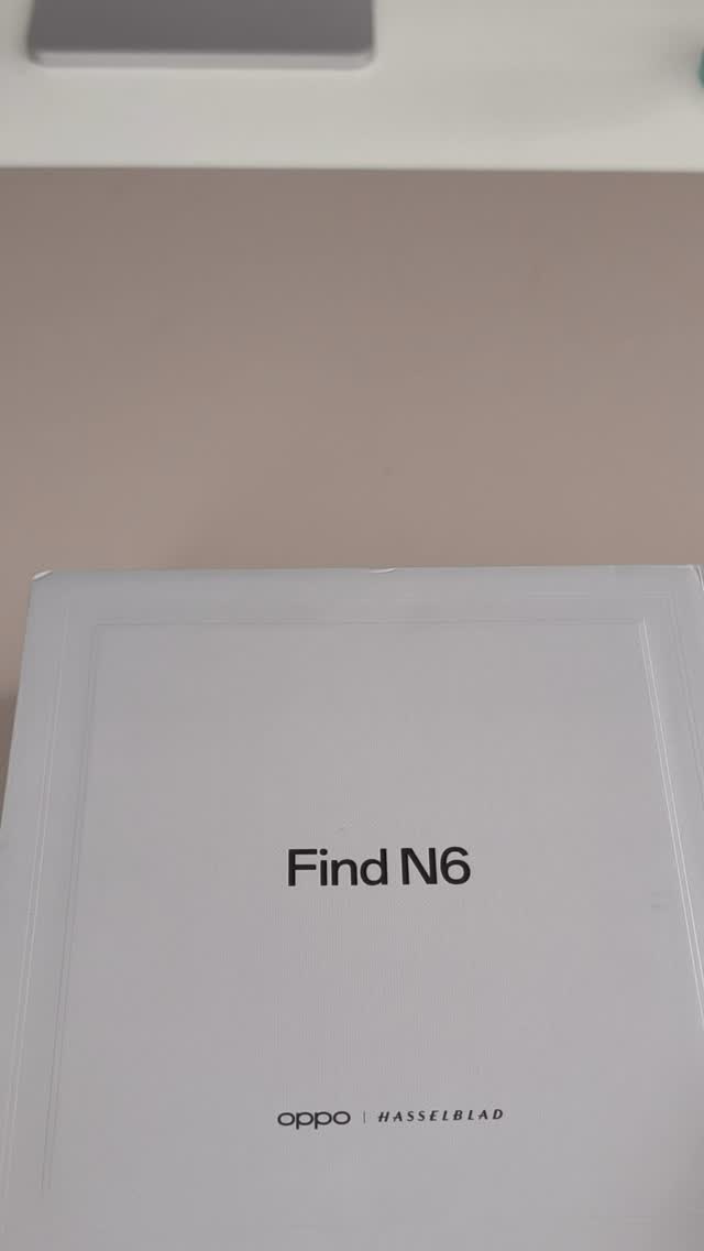 Oppo Find N6 Unboxing. Zero crease - volle Begeisterung!
•
•
•
•
•
•
•
•
•
Folgt uns für mehr Content zum Oppo Find N6!
#oppofindn6 #unboxing #smartphone #foldable #zerofeelcrease Oppo Find N6 Unboxing. Zero crease - volle Begeisterung!
•
•
•
•
•
•
•
•
•
Folgt uns für mehr Content zum Oppo Find N6!
#oppofindn6 #unboxing #smartphone #foldable #zerofeelcrease