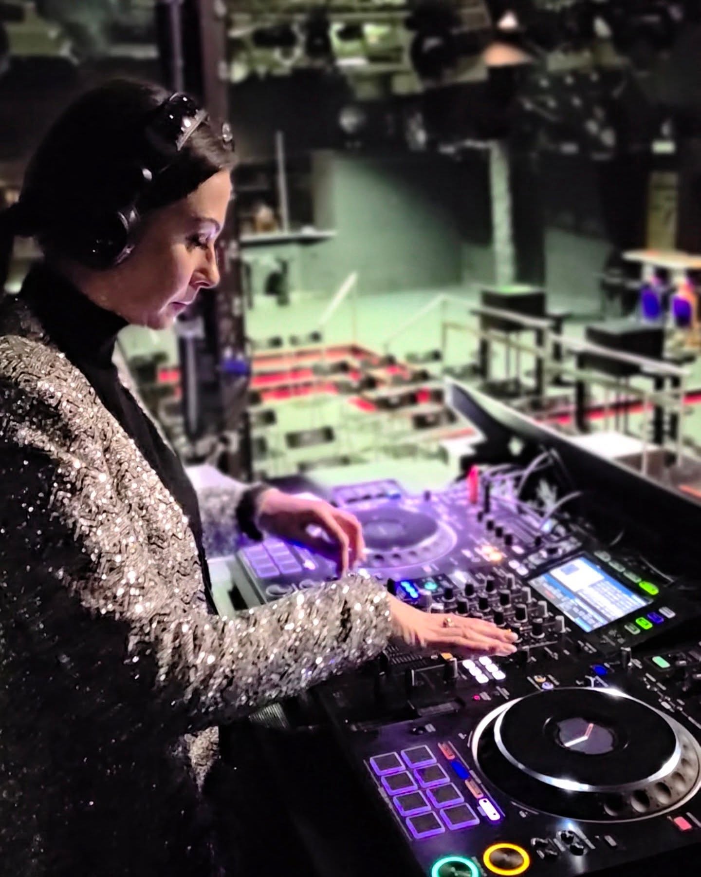 Wow hatten wir gestern Spaß auf der Award Verleihung ???
Danke allen Leuten Backstage für die grandiose Organisation und allen Gästen für das wunderbare Feedback ???
#hrslam #embrace #bertelsmann #corporateevents #djane #alegracole #Producer #firmenveranstaltung #embracelife #businessevents