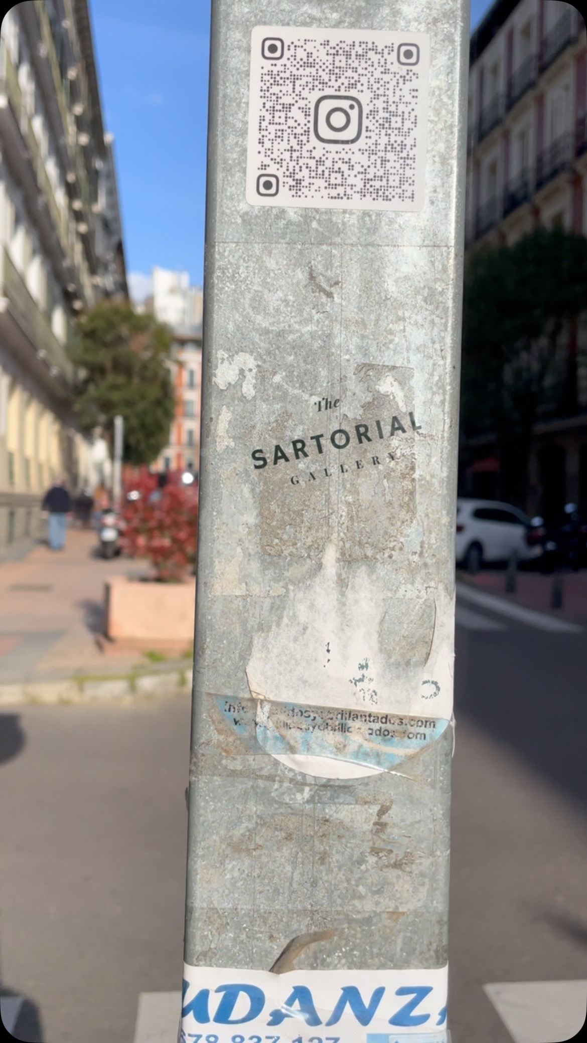 Si, somos un poco canallas y vamos a llenar Madrid de trajes!
.
#StickYourSuit
.
#thesartorialgallery #madrid #tailoring #tailored #bespoke #urban #casual #madetomeasure #amedidatrajes #trajesamedida #altasartoria