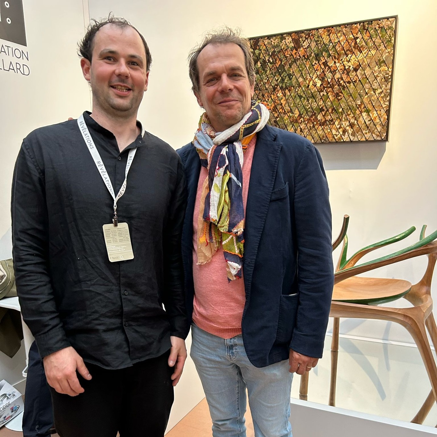 Bravo à Louis Monier de l’Atelier Monier @ateliermonier, notre menuisier MOF si talentueux, pour son œuvre « Artemis ». Tradition artisanale et innovation : tout ce qu’on admire !
Ravis d’avoir découvert sa création lors de sa participation à la Biennale Révélations 2025 au Grand Palais @le_grand_palais.
#ateliermonier #menuiserieensieges #revelation #grandpalaisparis #artemis #excellence #creation #designchairs #meilleurouvrierdefrance #epv #entreprisedupatrimoinevivant