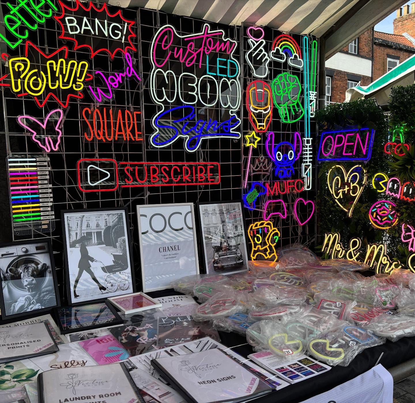 We’re all set up at Beverley Market, here until 3:30ish!
#beverleymarket #ledneonsigns #customled #markettrader #smallbusiness #shopsmall #supportlocal