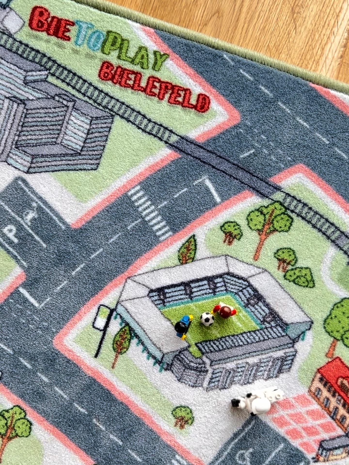 Spieltach in der SchücoArena ⚽️?️
.
.
.
#bielefeldspielteppich #bietoplay #spielteppich #autoteppich #bielefeld #spielteppichbielefeld #bielefelderleben #bielefeldentdecken #liebefeld #meinbielefeld #bielefeldliebe #bielefeldjetzt #stadtbielefeld #bielefelder #leineweber #leineweberstadt #altstadtbielefeld #altermarktbielefeld #bielefeldcity #daskommtausbielefeld #ostwestfalen #teutoburgerwald #meinteuto #jabanstoetz #sparrenburg #visitbielefeld #arminia #arminiabielefeld #arminis