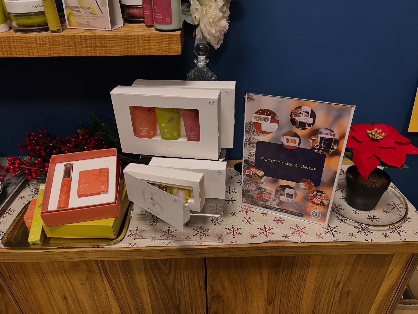 IT’S Tiiiiiiime
✨ Les cadeaux qu’on adore offrir… et recevoir ✨
Cette année encore, les bougies Madame Z et les coffrets Estime & Sens reviennent en édition limitée pour illuminer vos fêtes.
Des idées cadeaux élégantes, utiles, sensorielles et 100% “Madame Z”.
? À offrir seules
?♀️ Ou à glisser dans un soin visage ou corps de Noël
?️ Ou à offrir en duo pour un cadeau inoubliable
? Madame Z l’institut – Paris 2
? Quantités limitées
??♀️ Bienvenue chez Madame Z !
✨ Ici, on prend soin de vous avec des soins visage haute technologie, des cures minceur, l’épilation définitive, des massages relaxants, la luxopuncture et le drainage lymphatique.
? Nos cosmétiques : Dr Janka, Estime et Sens, Q-re Paris.
? Passage du Grand Cerf, Paris 2
? Prenez rendez-vous en ligne (lien en bio)
? Besoin d’un conseil ou d’un soin adapté ? N’hésitez pas à me le dire, je serai ravie de vous guider ! ?
#noelparis #pariscentre #noël2025
@passagedugrandcerf
@estimeetsens