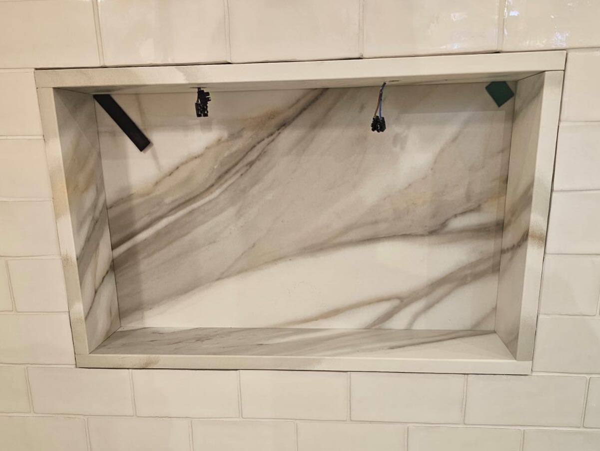 Transform your space with expertly crafted stonework.
Get in touch today for a quote!
? 020 8944 2020
? sales@marbleinteriors.co.uk
#porcelain #ceramic #MarbleInteriors
#BathroomRenovation
#StoneWork
#LuxuryBathrooms