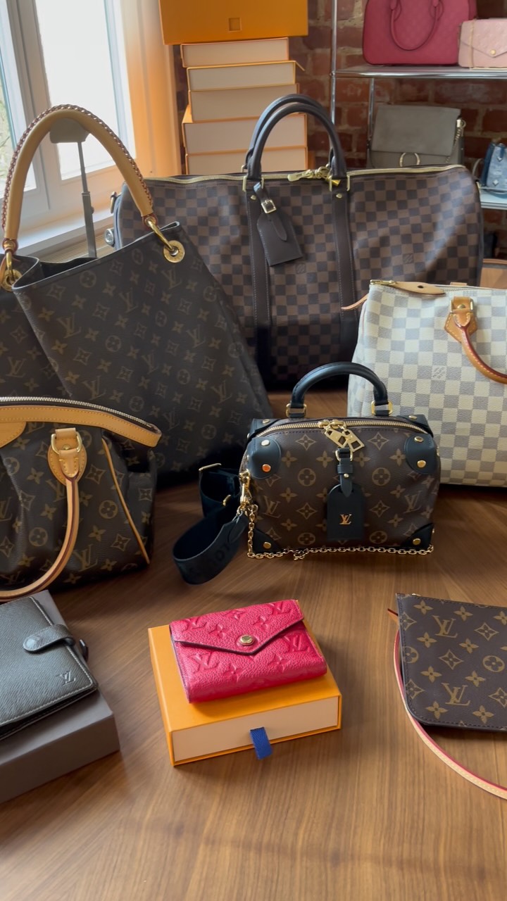 ilovehandbags_com_post_18073726325526790