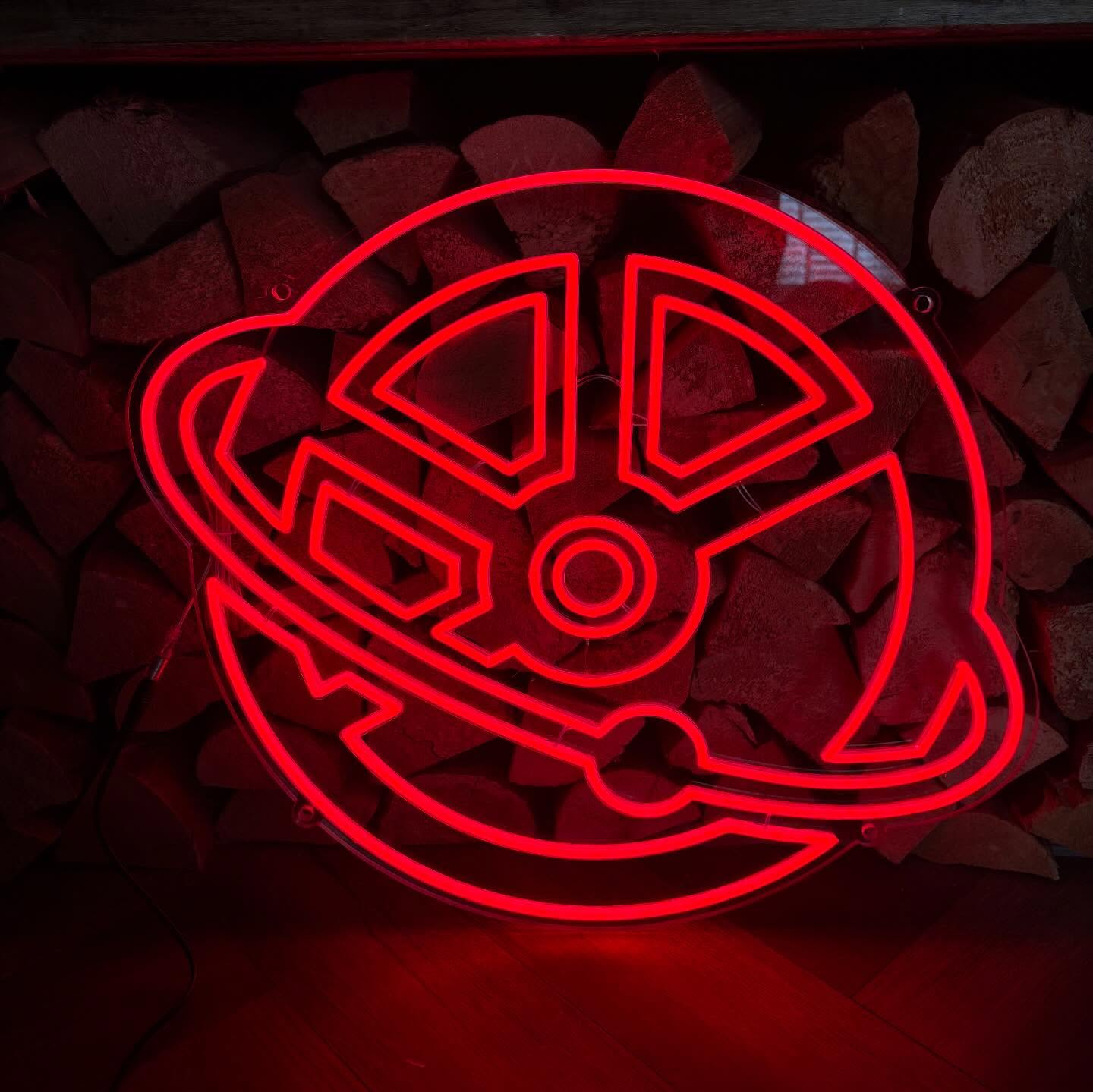 Sometimes the signs we make don’t have words, they’re just images/shapes fully personalised to you. #ledneonsign #red #customsign