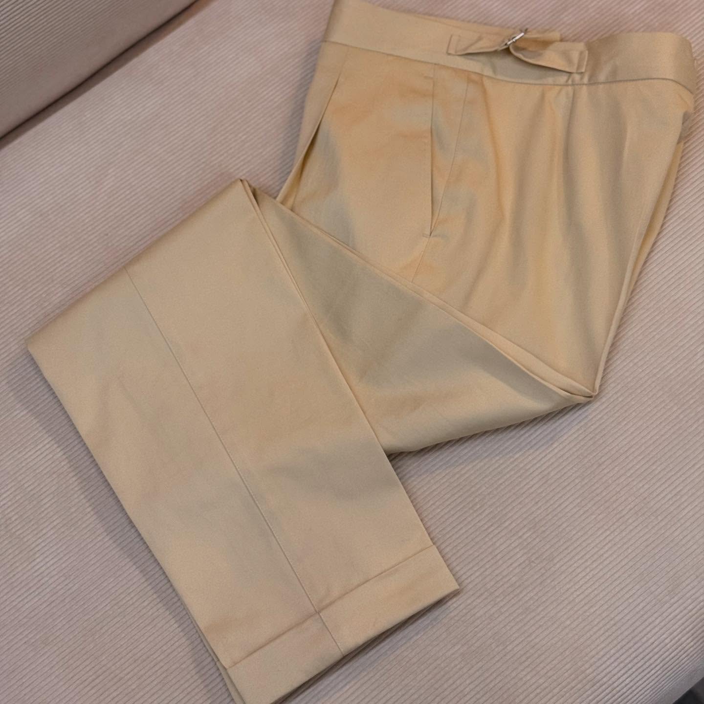 Pensando en Primavera #monsieur #sarto #sporty #pants ?
.
#thesartorialgallery