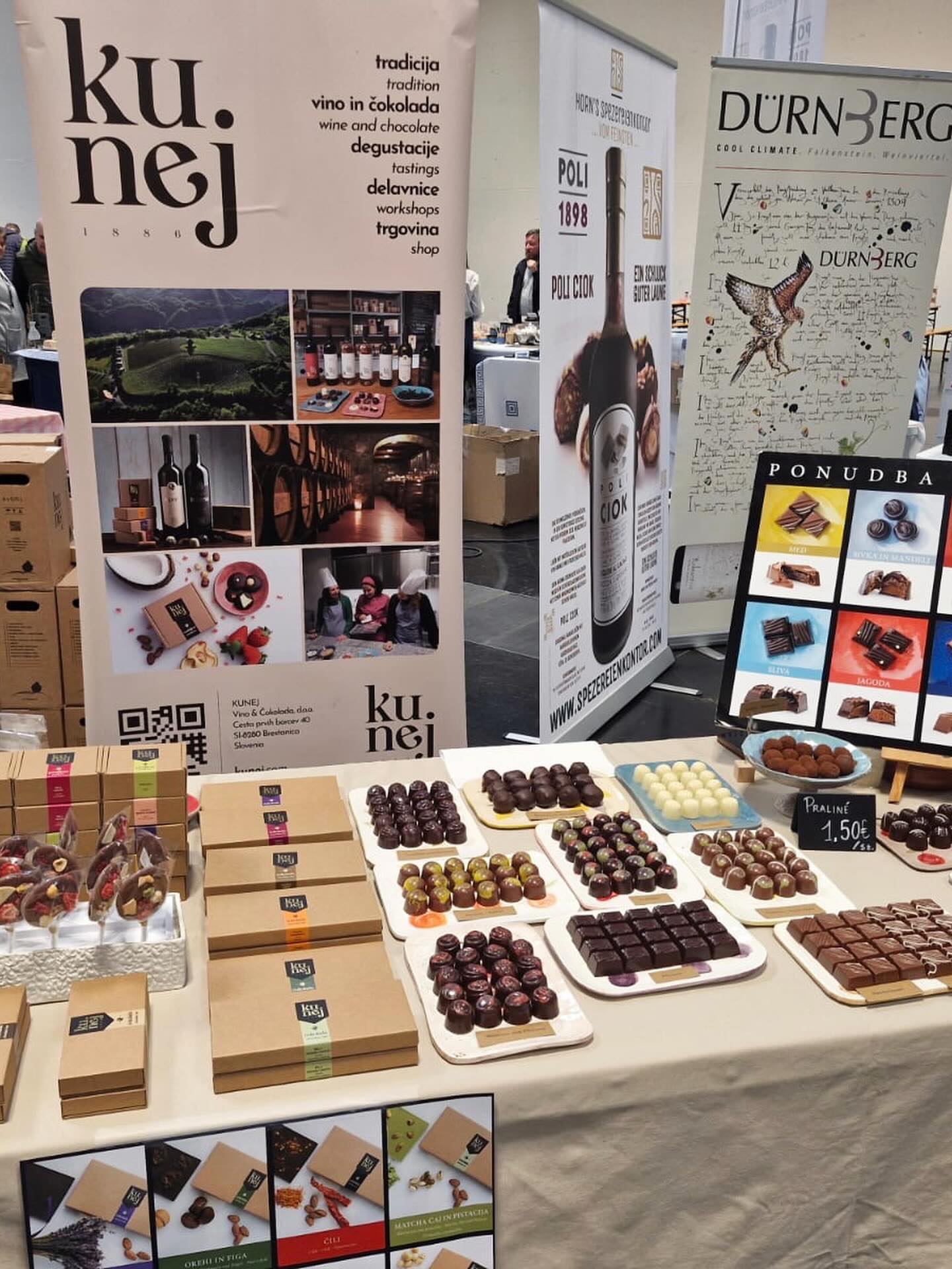 Экскурсия выходного дня. Посетили самую большую в Австрии выставку шоколада (проходила в выставочном центре Граца с 6 по 8 марта ), две винодельни в Южной Штирии, один погребок 😁 👌🏻