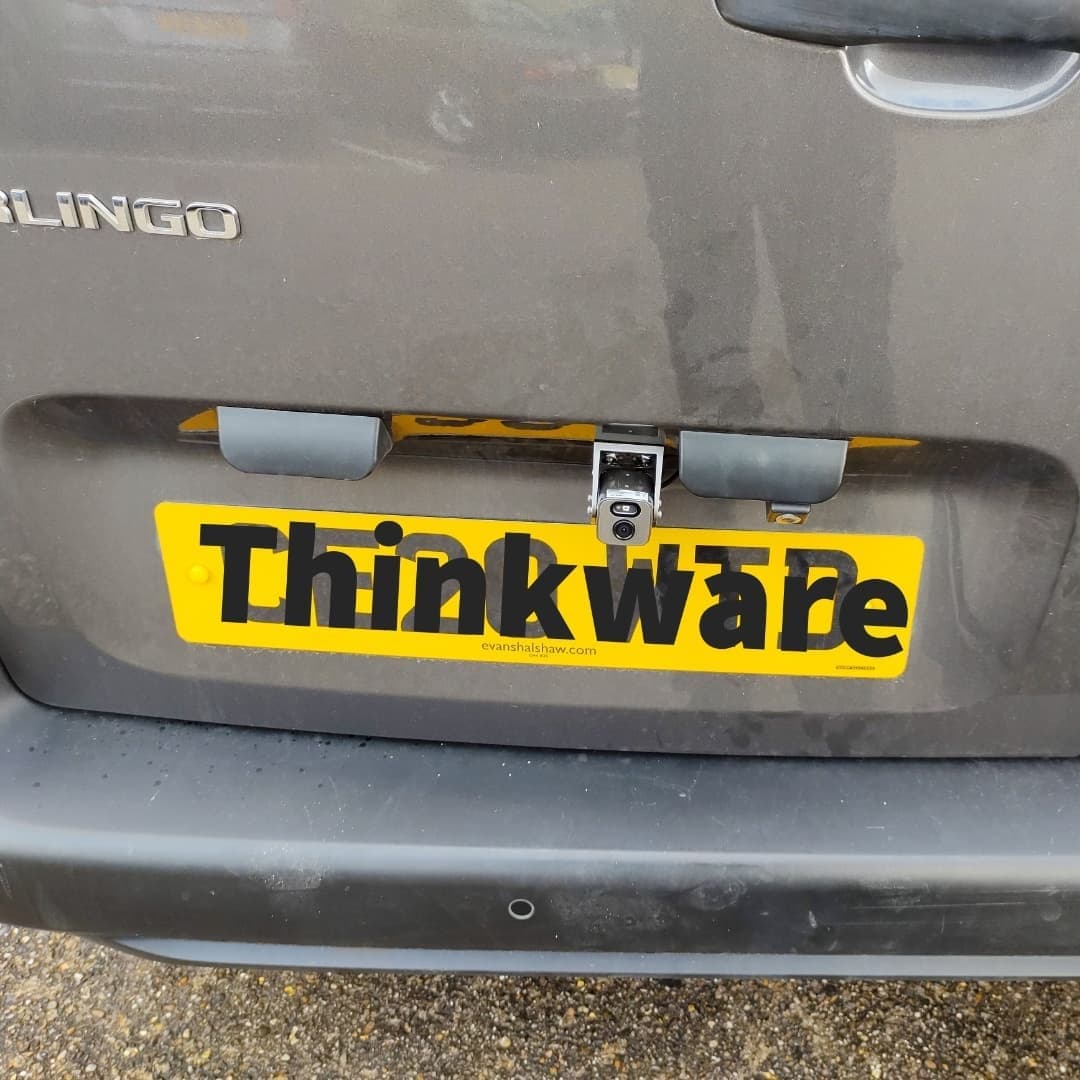 Want a front & rear dash cam but have no rear window? No problem. Thinkware F200 pro with external rear camera installed complete with hardwire kit to allow parking mode recording.
@blueicesecurity
#blueicesec #blueicesecurity #thinkware #thinkwaredashcam @thinkwareuk