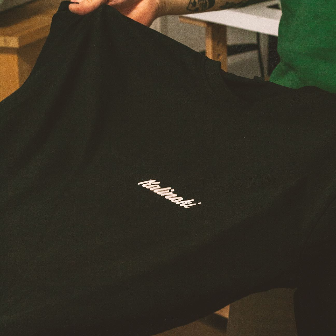 Schweres Oversize Shirt - 240gsm / 100% Cotton mit Discharge Print für @kalinski_wurstwirtschaft
Dankeschön ?
? @peerlismallz