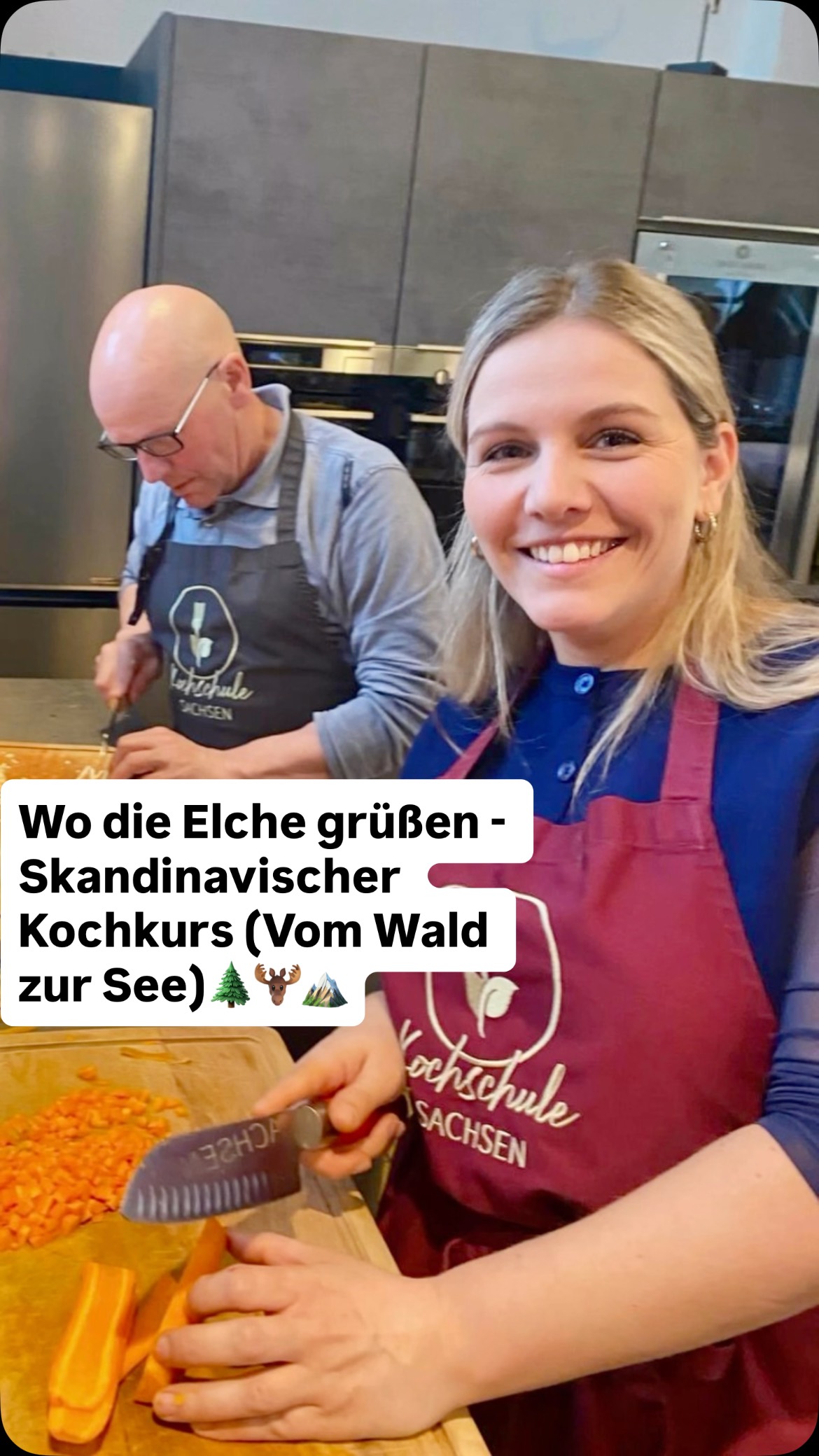 Nordisch by Nature – dieser Kochkurs hatte alles, was das Herz begehrt! ???️
Ein Abend irgendwo zwischen rauer Natur, klarer Luft und ganz viel Geschmack: Unser skandinavischer Kochkurs mit Florian war mehr ein Kurztrip in den hohen Norden ?
Hier wurde nicht einfach gekocht, hier wurde entschleunigt und neu kombiniert. Zwischen fermentierten Aromen, wilden Kräutern und kräftigen Jus-Noten hat Florian gezeigt, dass nordische Küche alles kann – außer durchschnittlich ??⏳
Vom ersten Bissen an wurde klar: Das hier ist kein Standard. Da treffen klare Komponenten auf mutige Kombinationen, süß auf herzhaft, rustikal auf überraschend fein. Fischburger, Schmortopf Kalops, Wild, gebackener Joghurt – alles würzig, alles intensiv, alles mit Charakter ?
Und genau das hat die gemeinsame Zeit ausgemacht: Diese Mischung aus Bodenständigkeit und Raffinesse. Mal deftig und warm wie ein Abend am Kamin, mal frisch und klar wie ein Sprung in den kalten See.
Am Ende? Volle Bäuche und das Gefühl, gerade eine köstlichen Streifzug durch die nordische Landschaft gewagt zu haben – nur eben mitten in unserer Küche ?
Danke an alle, die diesen kleinen Ausflug mit uns gemacht haben – ihr wart die perfekte Crew für dieses Abenteuer!
Lust bekommen, selbst den Norden zu schmecken? Dann sehen wir uns beim nächsten Kochkurs!
?? www.kochschule-sachsen.de
☎️ 0174 2894035
✉️ verkauf@kochschule-sachsen.de
#kochschulesachsen #nordischeküche #skandinaviankitchen #kochkurs #schlagwitzschmeckt
