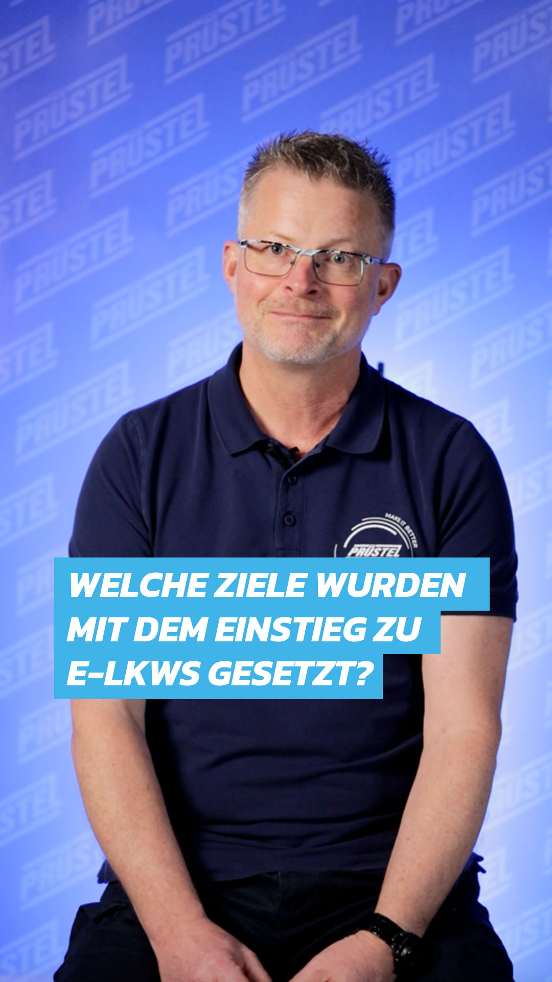 𝗘𝗿𝗳𝗮𝗵𝗿𝘂𝗻𝗴𝘀𝗯𝗲𝗿𝗶𝗰𝗵𝘁 𝗘-𝗟𝗞𝗪 🚛⚡
Warum E-LKWs? Welche Ziele haben wir uns mit dem Einstieg in die E-Mobilität gesetzt?
Bei Prüstel haben wir uns im letzten Jahr ein starkes Standbein im Bereich der E-Mobilität aufgebaut. Nach mehr als einem Jahr möchten wir nun ein erstes Resümee ziehen.
Dazu haben wir Heiko Augustin, unseren Verkehrsleiter befragt. Sein Fazit: Mit unseren E-LKWs möchten wir nachhaltiger handeln und CO₂-ärmere Transporte ermöglichen.
So übernehmen wir aktiv Verantwortung für Umwelt und kommende Generationen. 🌍
Bleibt dran – in den nächsten Beiträgen geben wir weitere Einblicke in die E-Mobilität bei Prüstel.
#pruestel #emobilität #nachhaltigkeit #logistik #transport