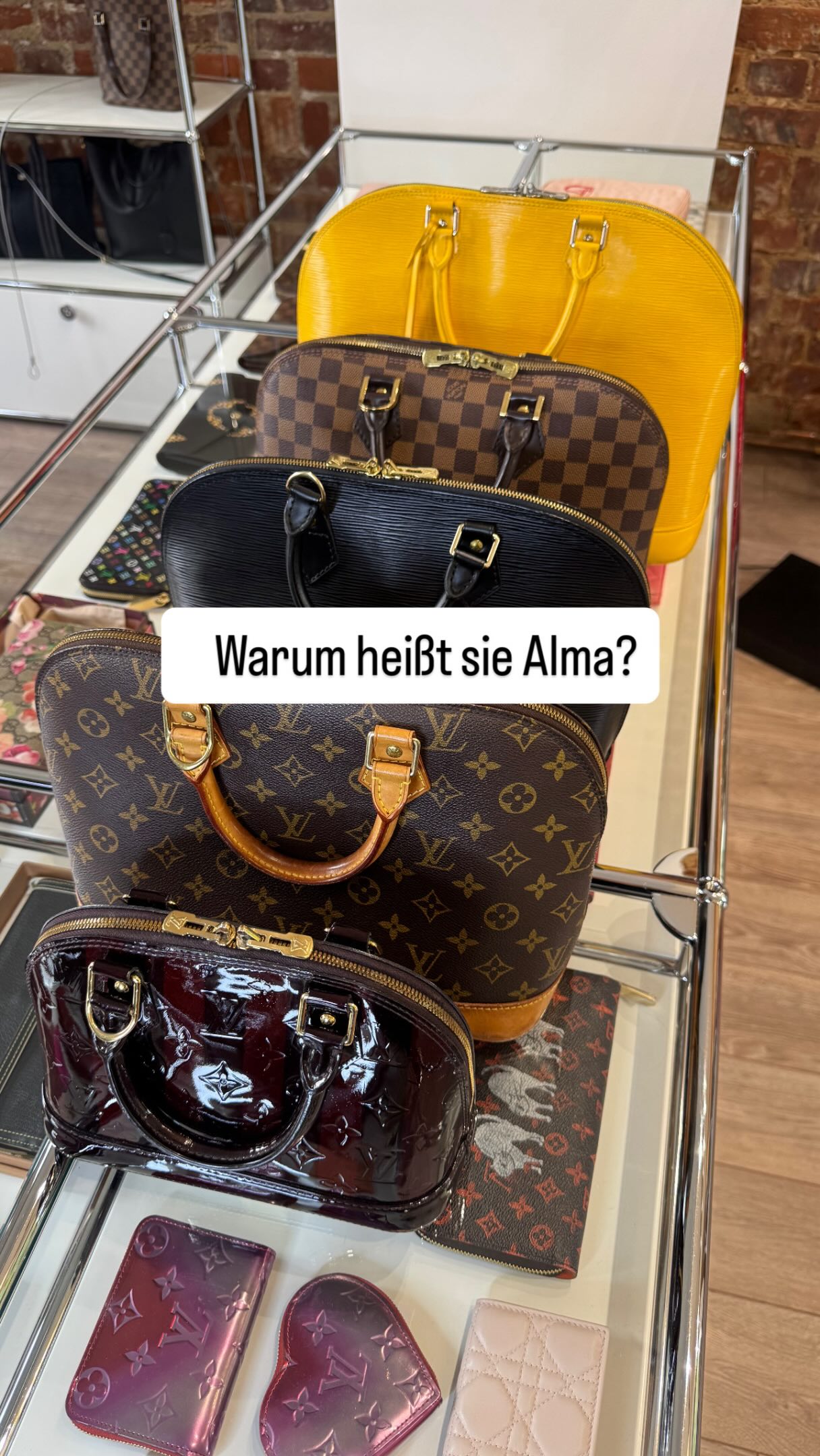 ilovehandbags_com_post_17991323483809516