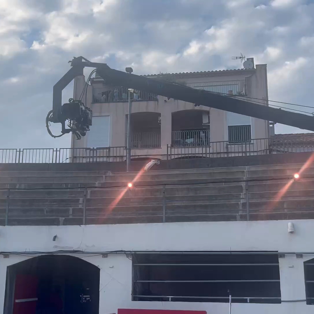 Notre grue en action Fous Chantants 2026